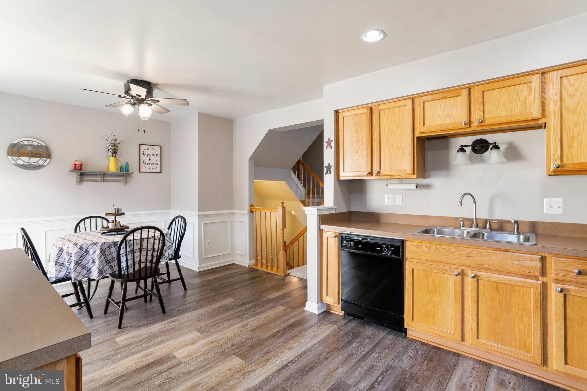 LAKELAND PLACE - Residential