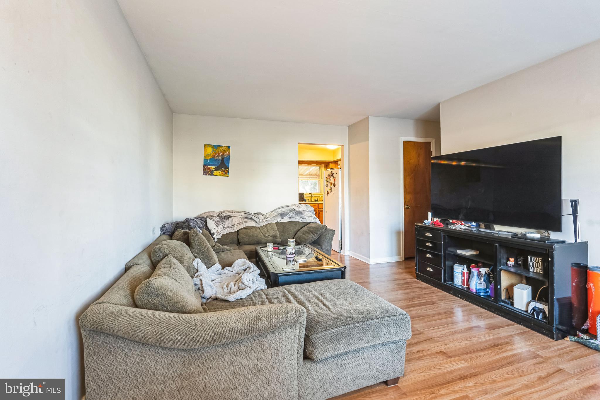 ROXBOROUGH - Residential