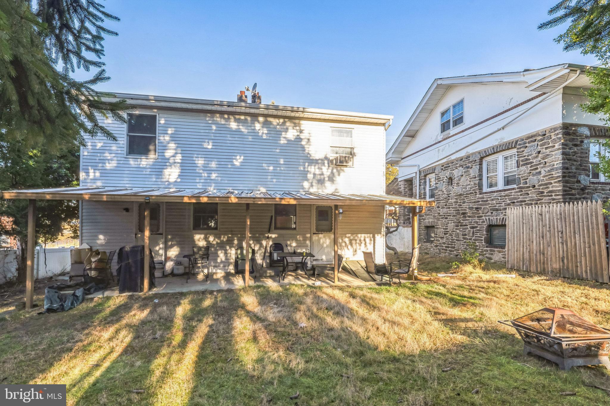 ROXBOROUGH - Residential