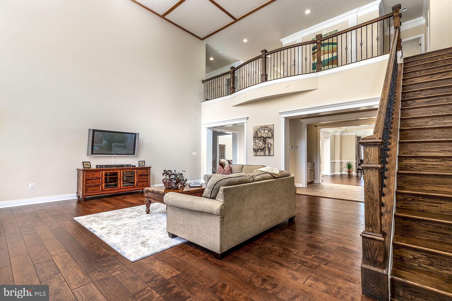 WAPLES MILL - Residential