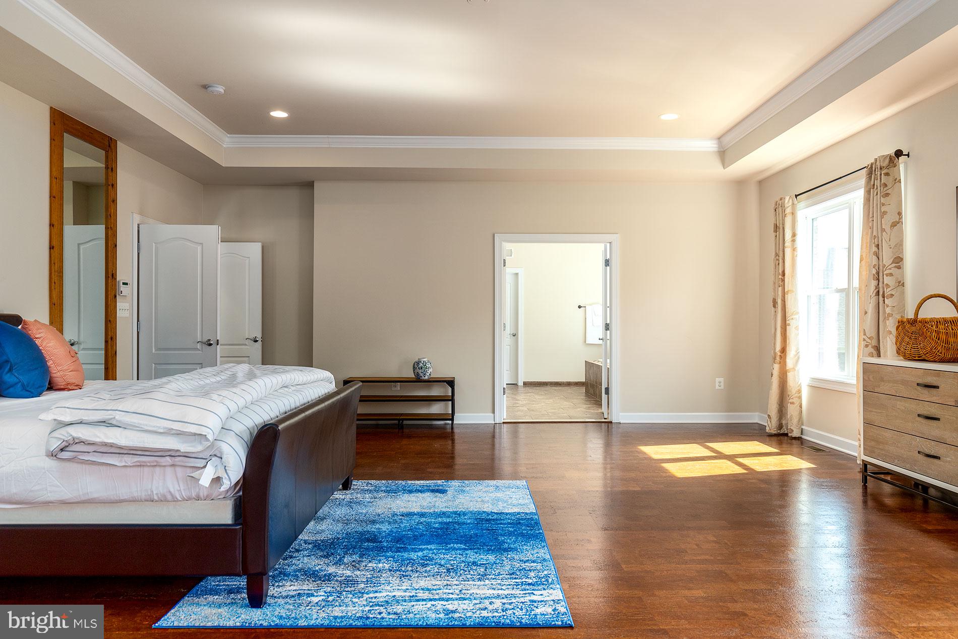 WAPLES MILL - Residential