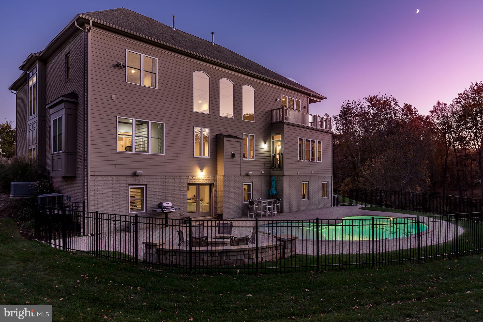 WAPLES MILL - Residential