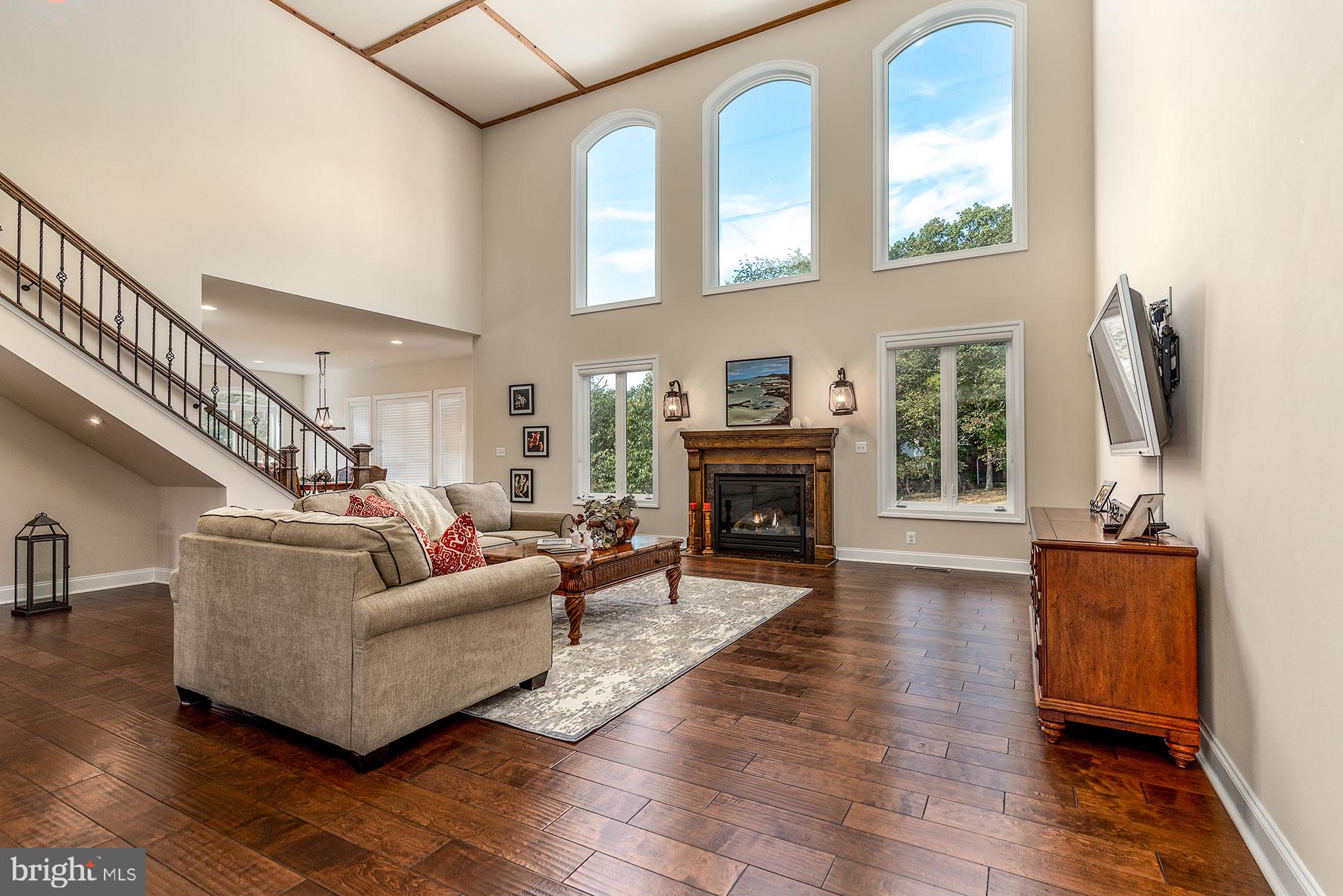 WAPLES MILL - Residential