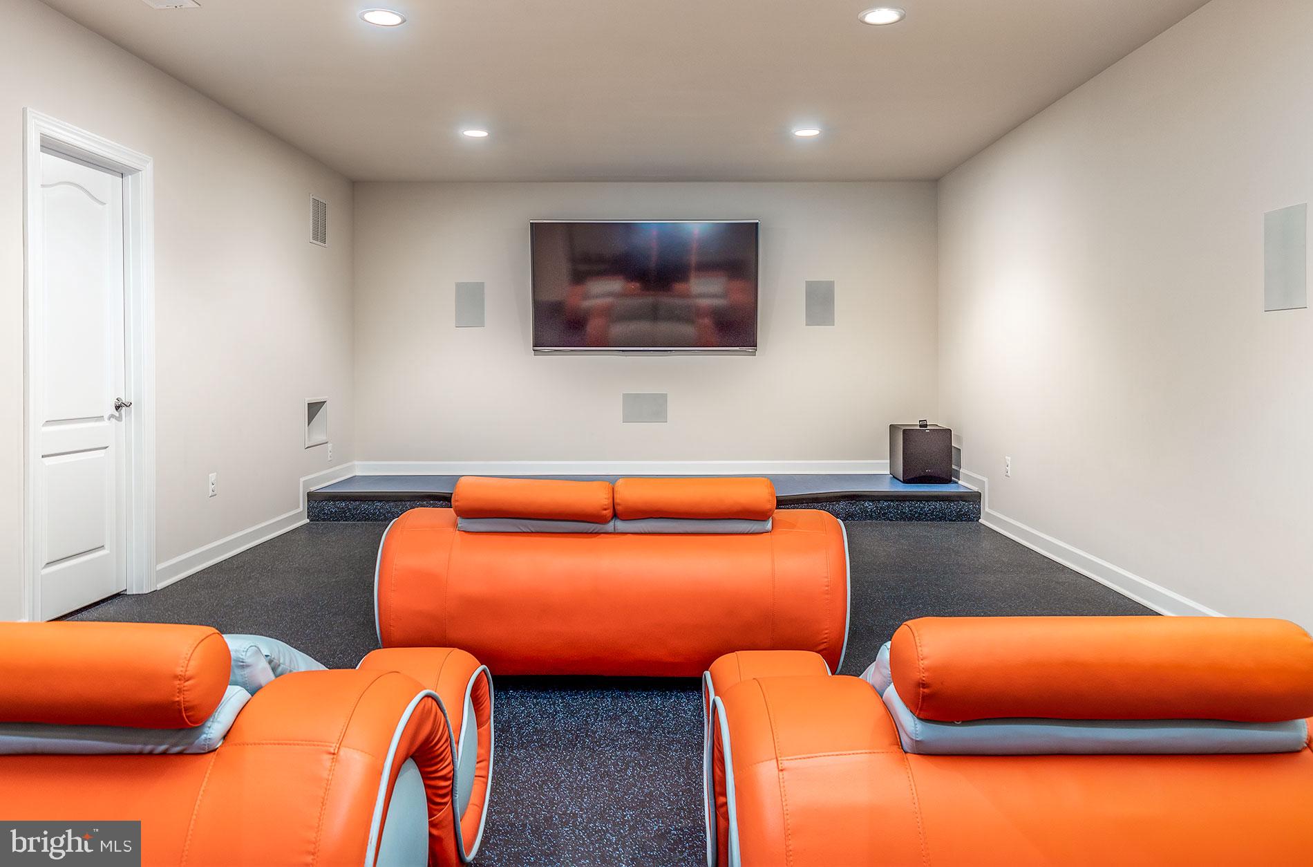 WAPLES MILL - Residential