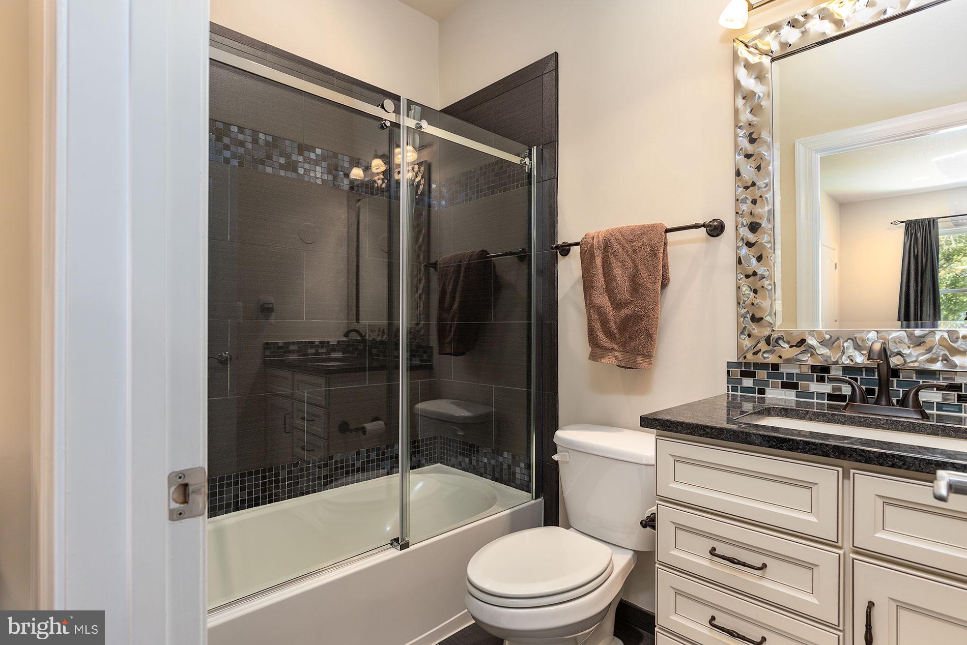 WAPLES MILL - Residential