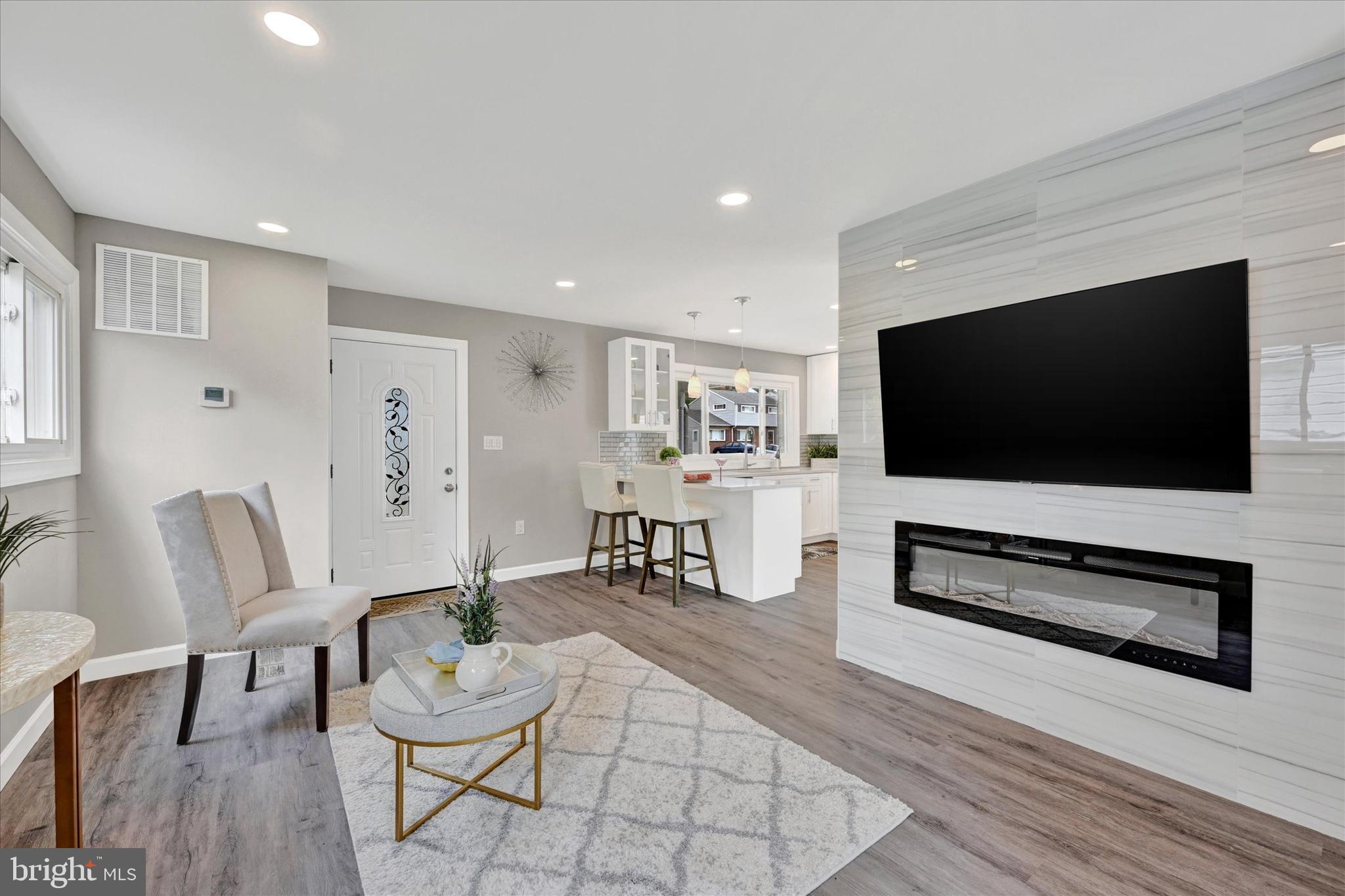 1205 LOCUST AVENUE