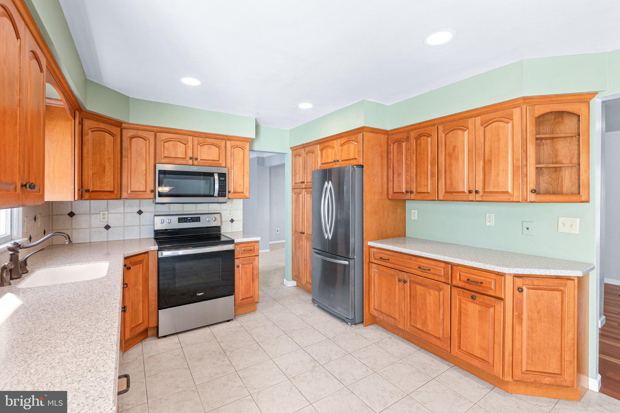 221 JADE DRIVE