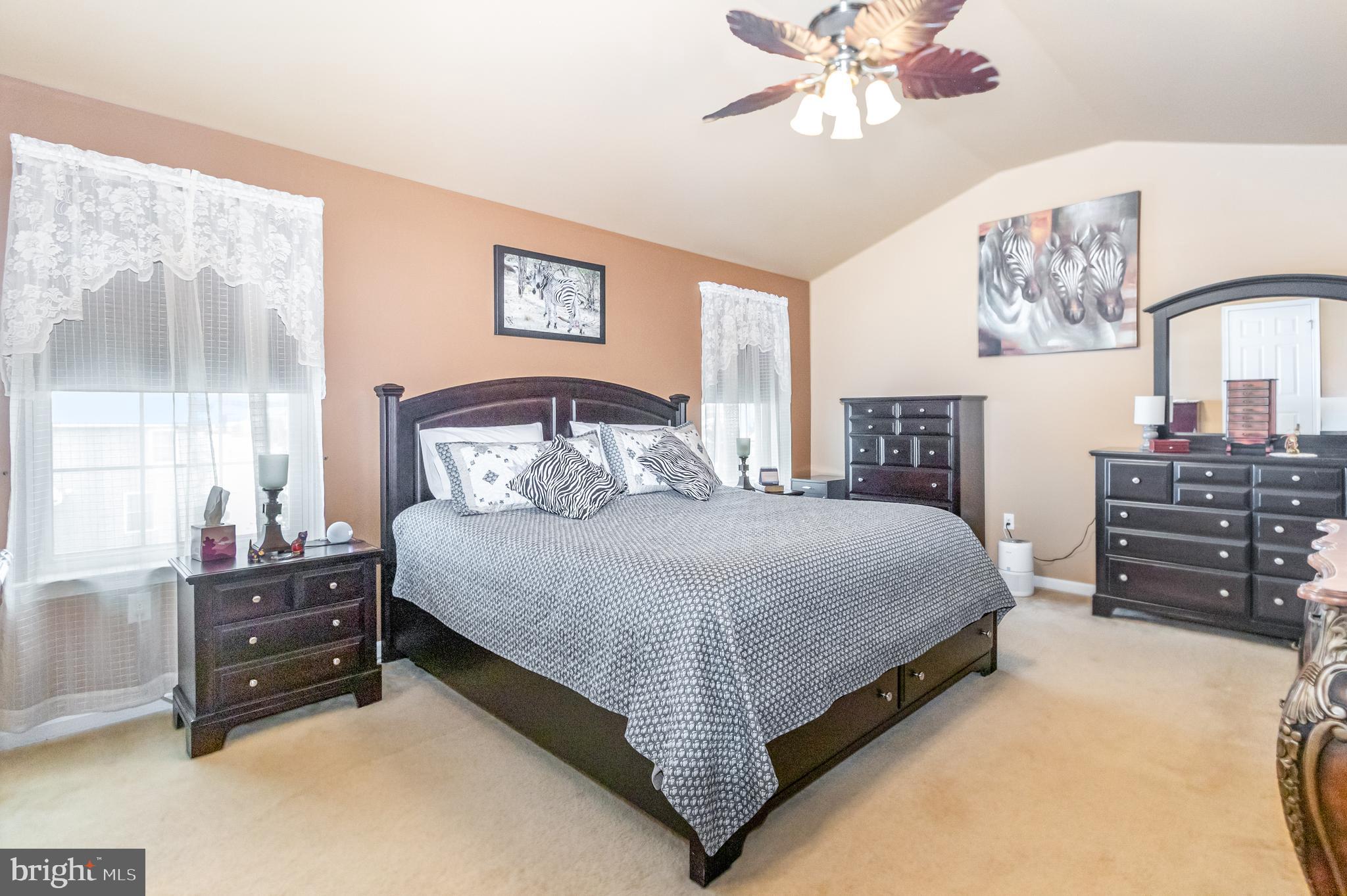 ARBOR GREENE - Residential