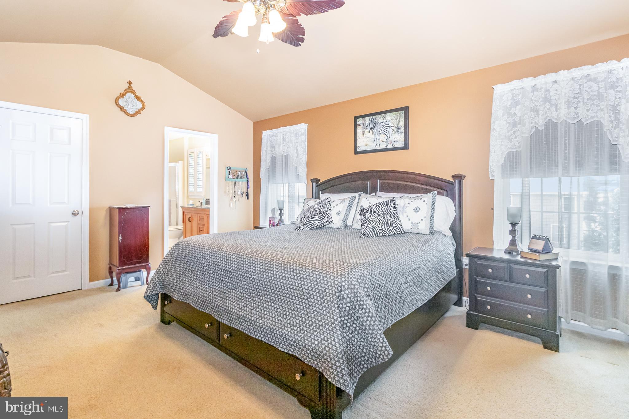 ARBOR GREENE - Residential