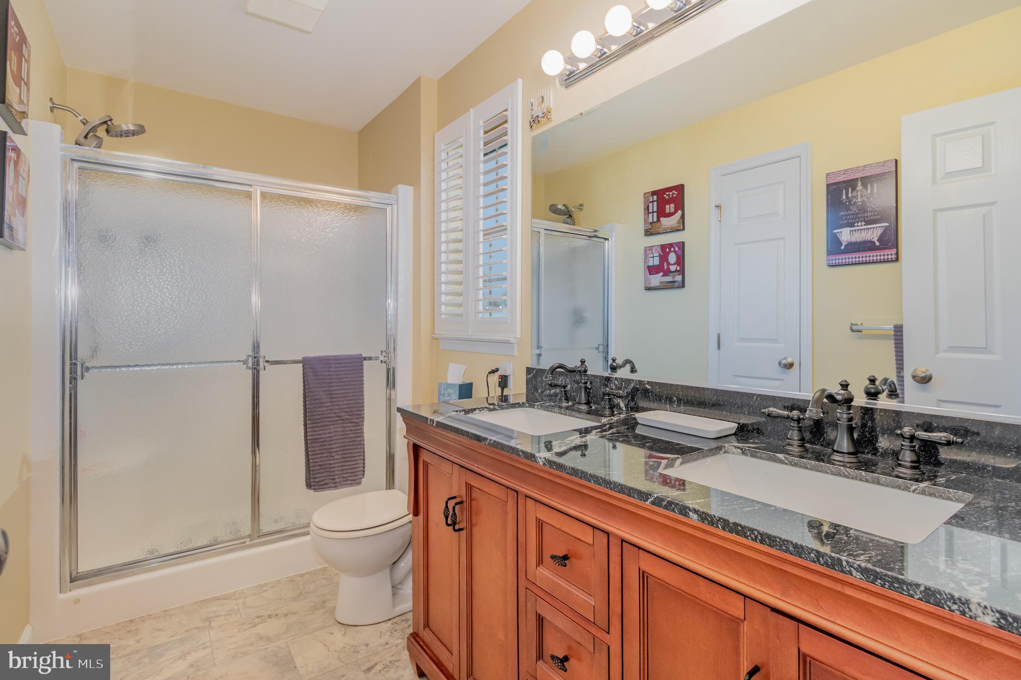 ARBOR GREENE - Residential