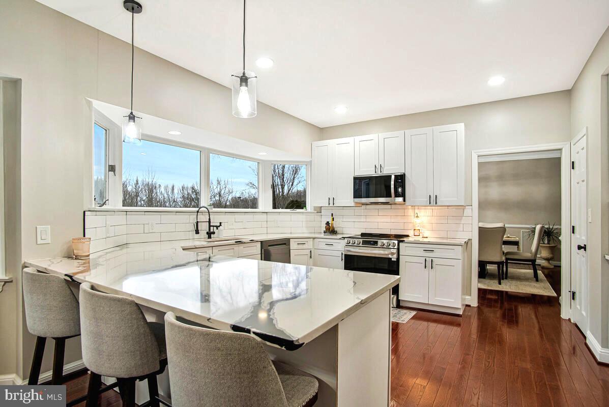 CLINTON - Residential