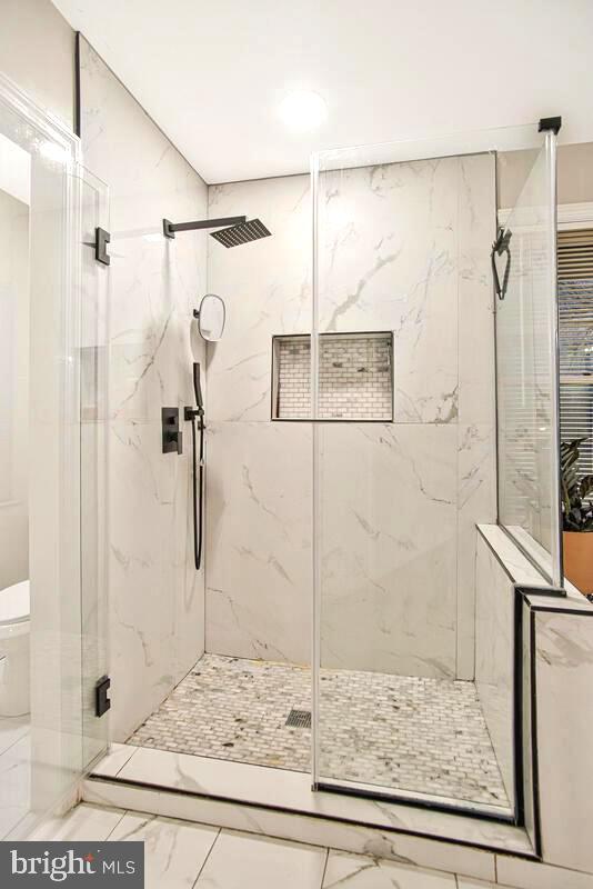 CLINTON - Residential