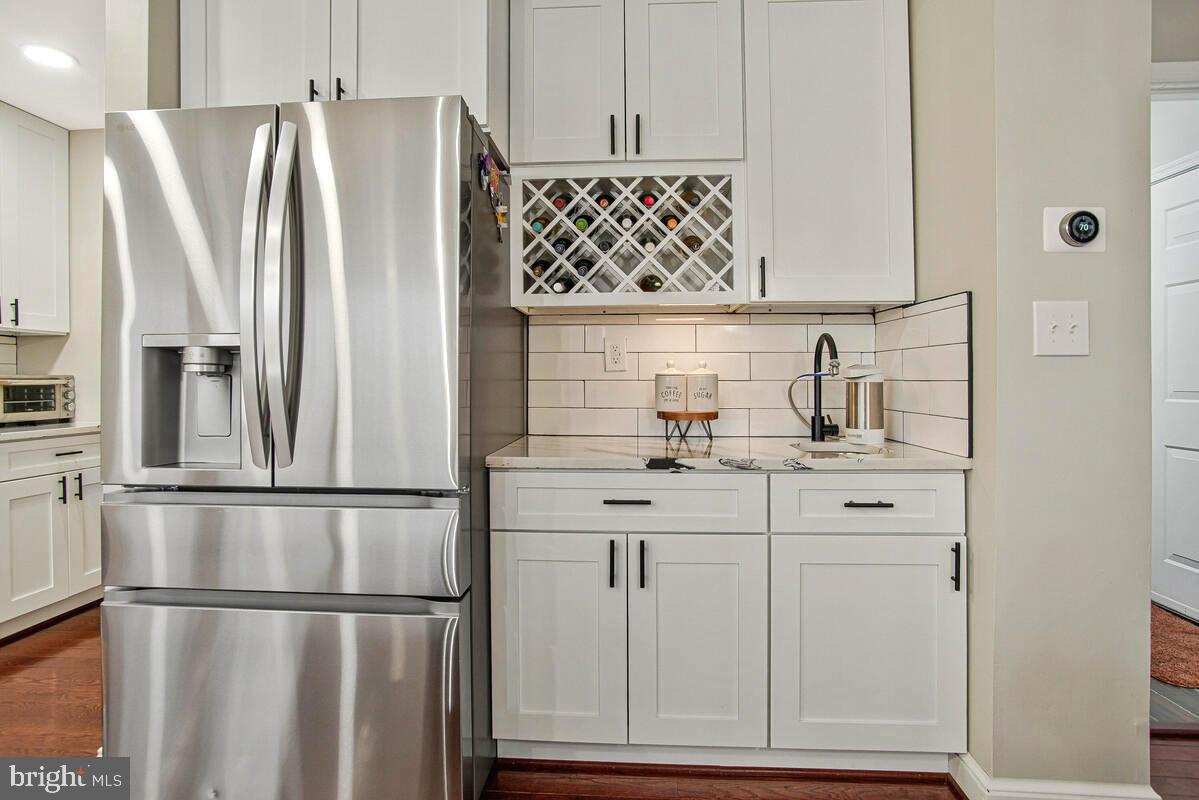 CLINTON - Residential