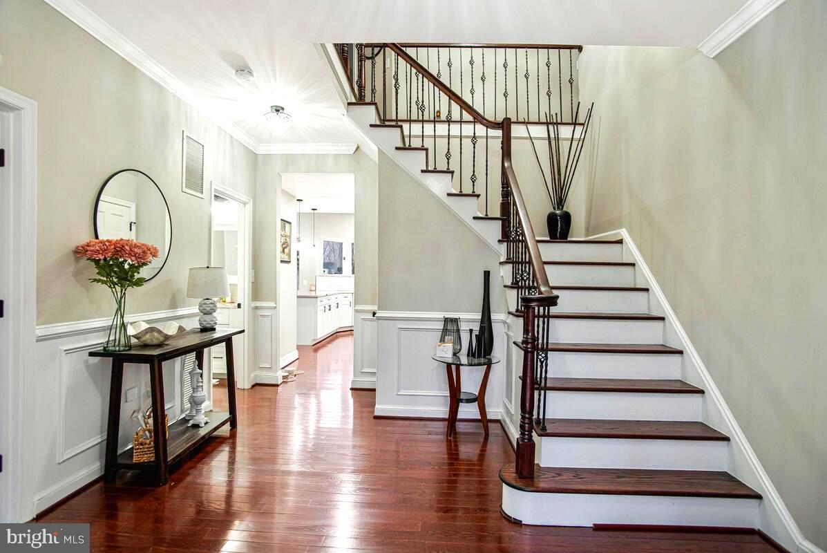 CLINTON - Residential