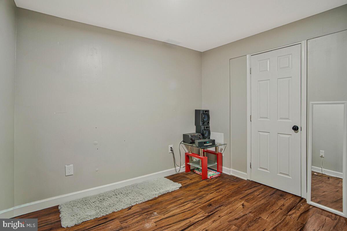 CLINTON - Residential