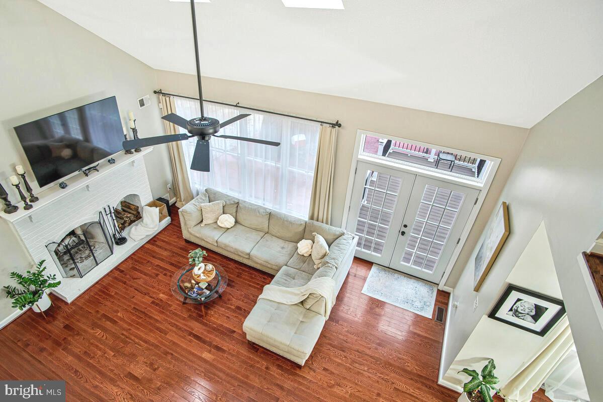 CLINTON - Residential