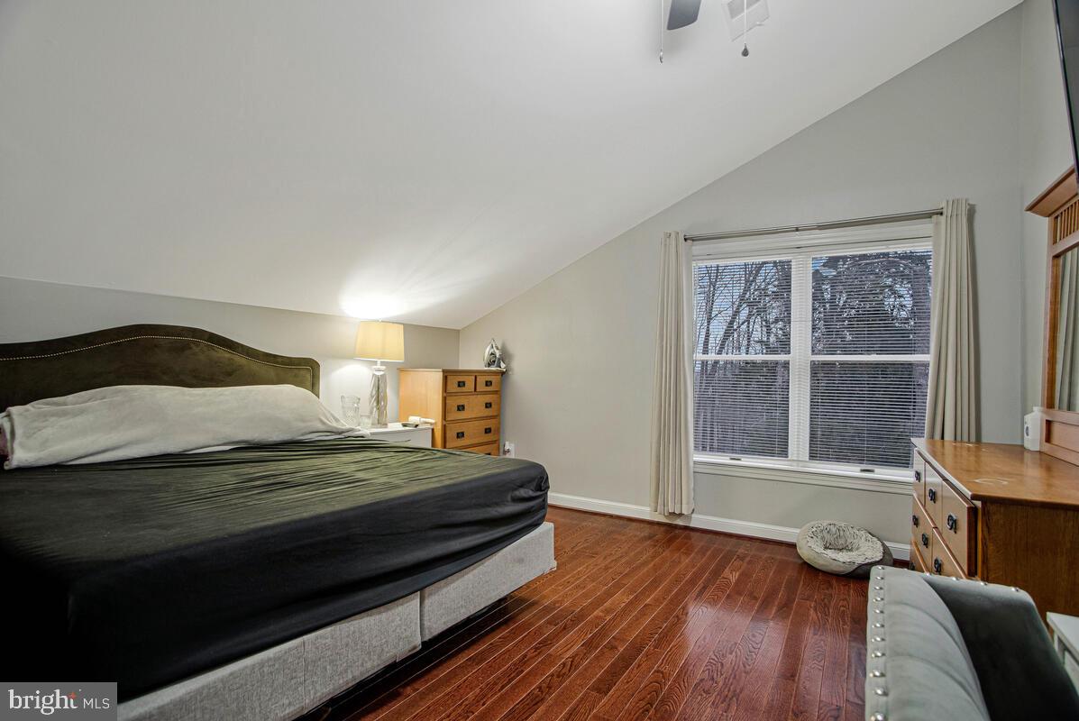 CLINTON - Residential