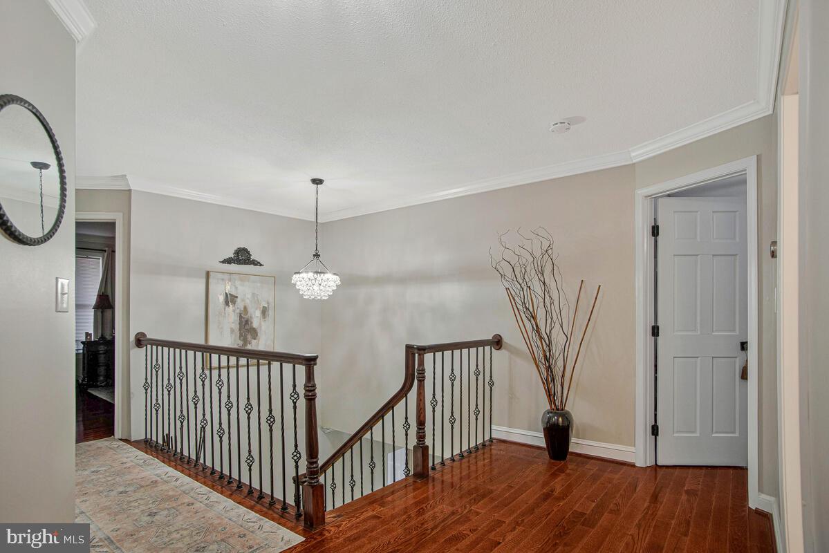 CLINTON - Residential