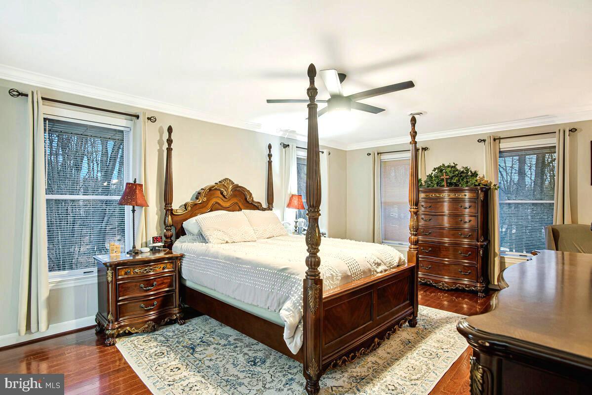 CLINTON - Residential