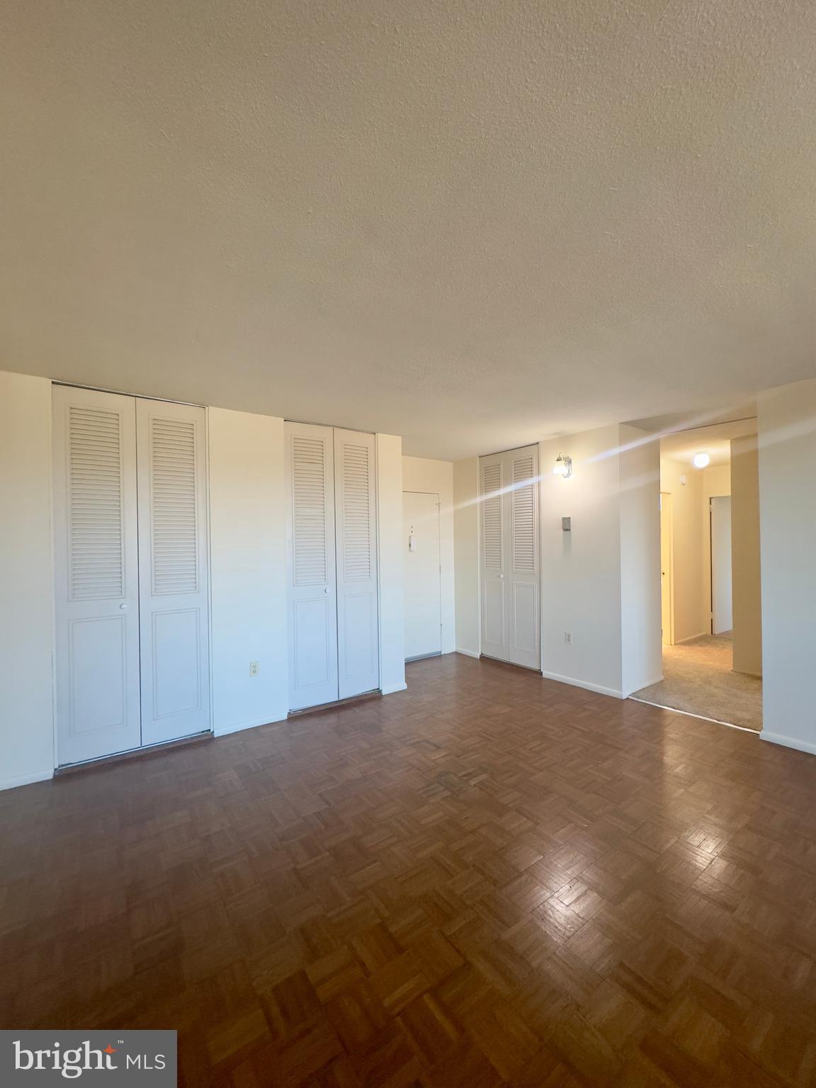 CHARLES VILLAGE - Residential Lease