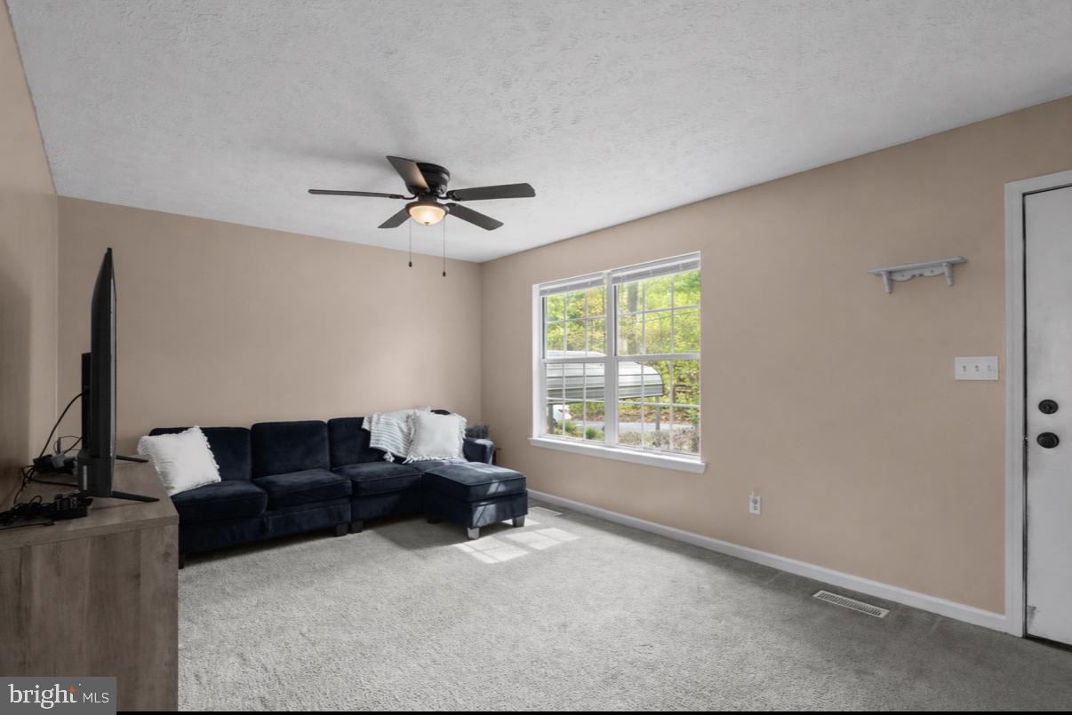 SHANNONDALE - Residential