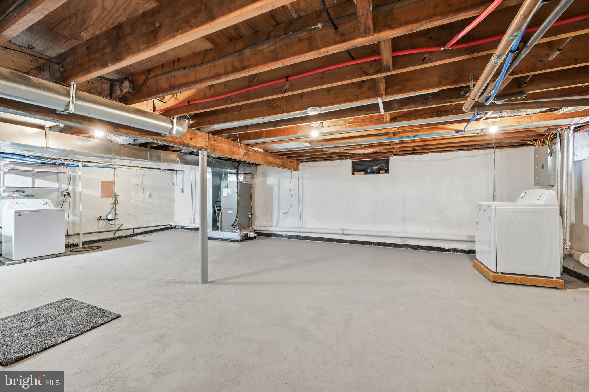 HORSHAM MEADOWS - Residential