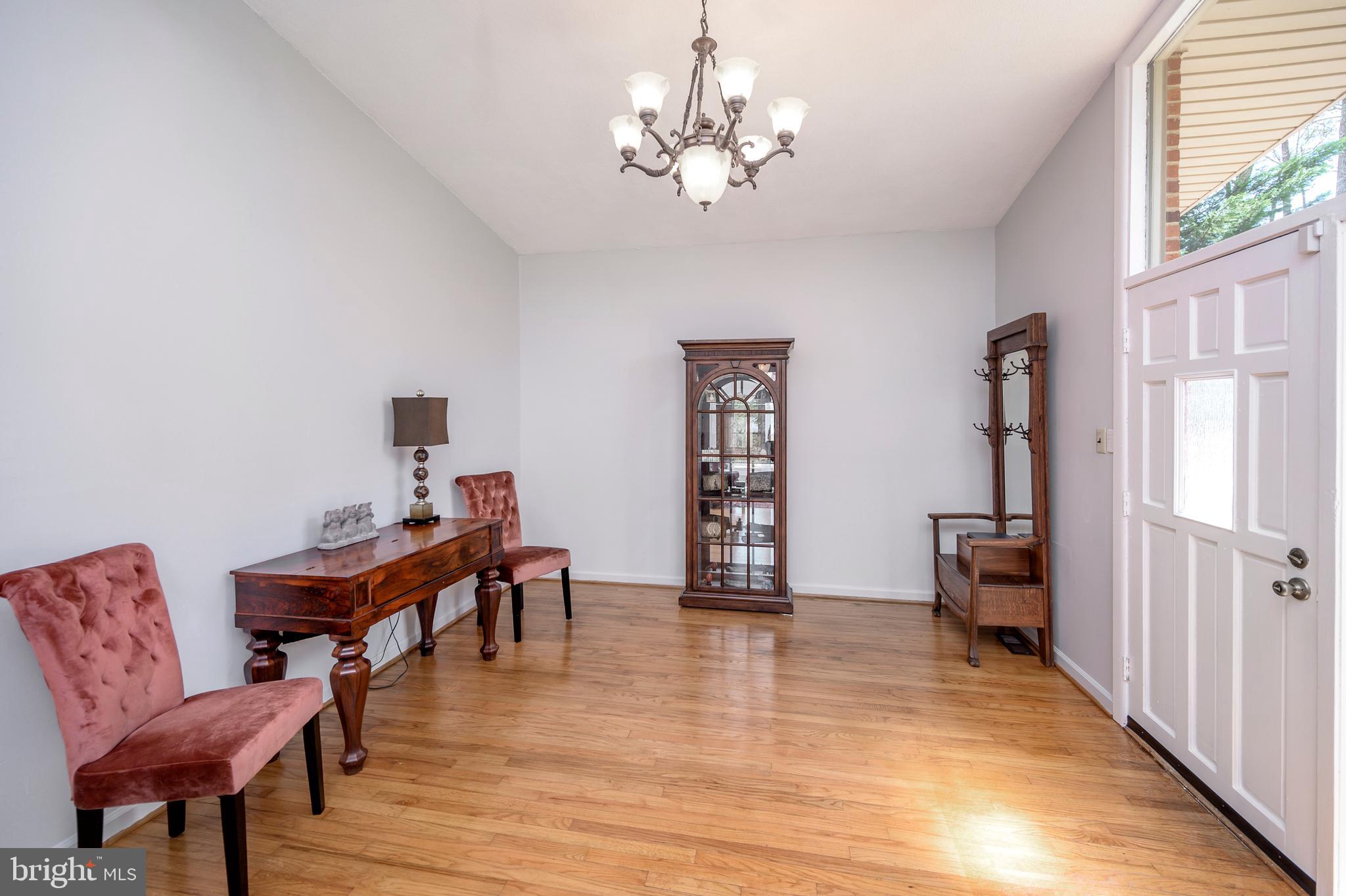 LAKE LAND OR - Residential