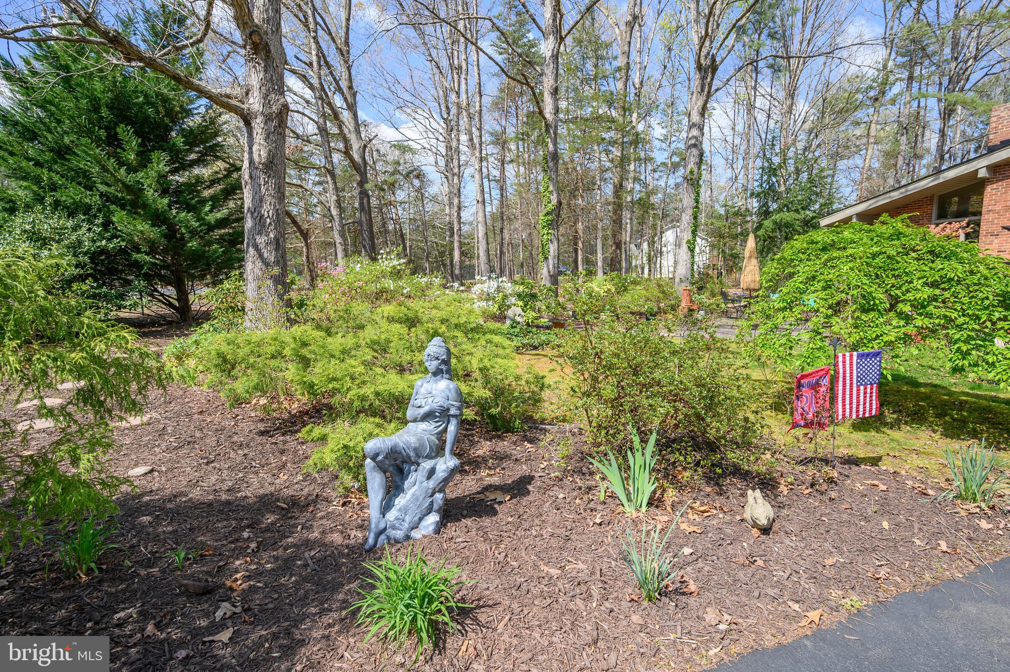 LAKE LAND OR - Residential