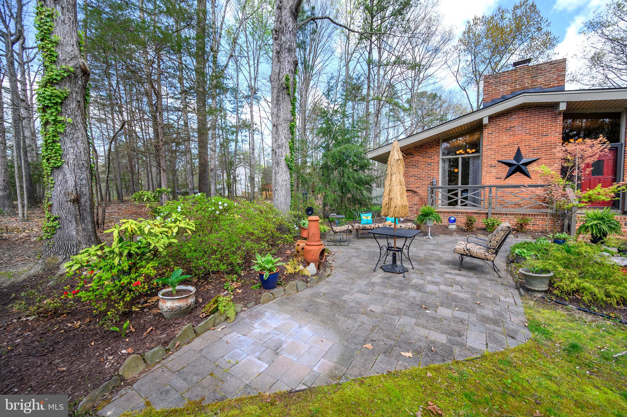 LAKE LAND OR - Residential