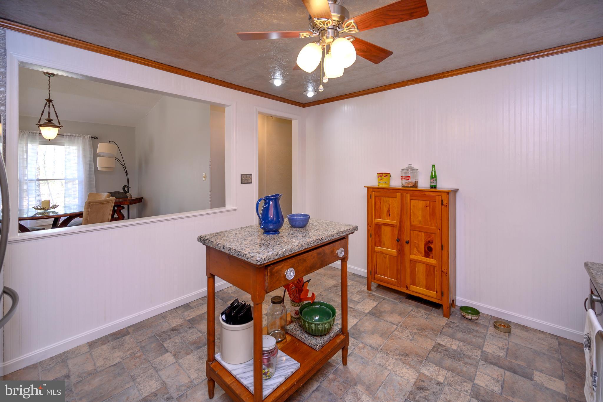 LAKE LAND OR - Residential