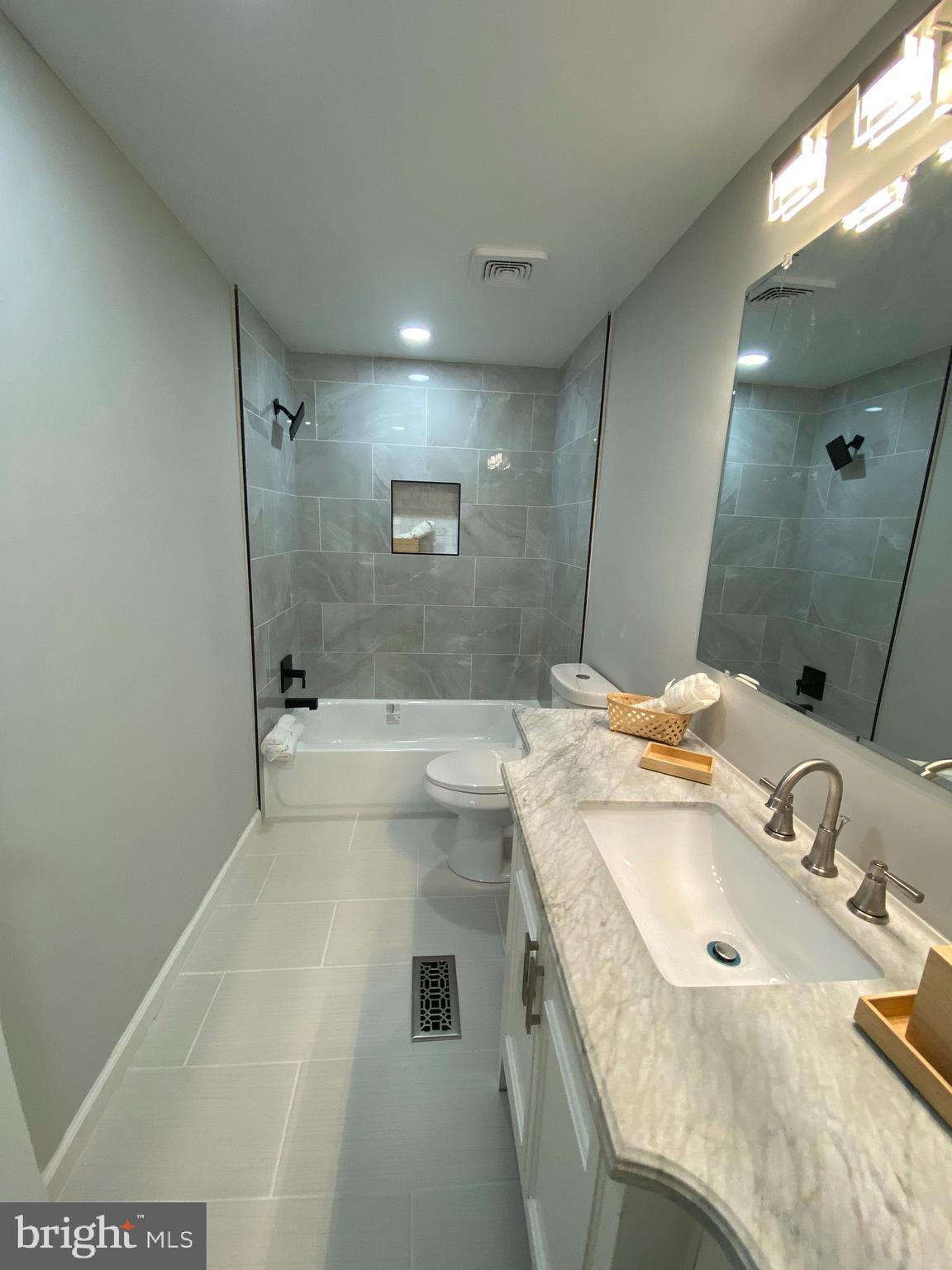 QUAIL VALLEY - Residential