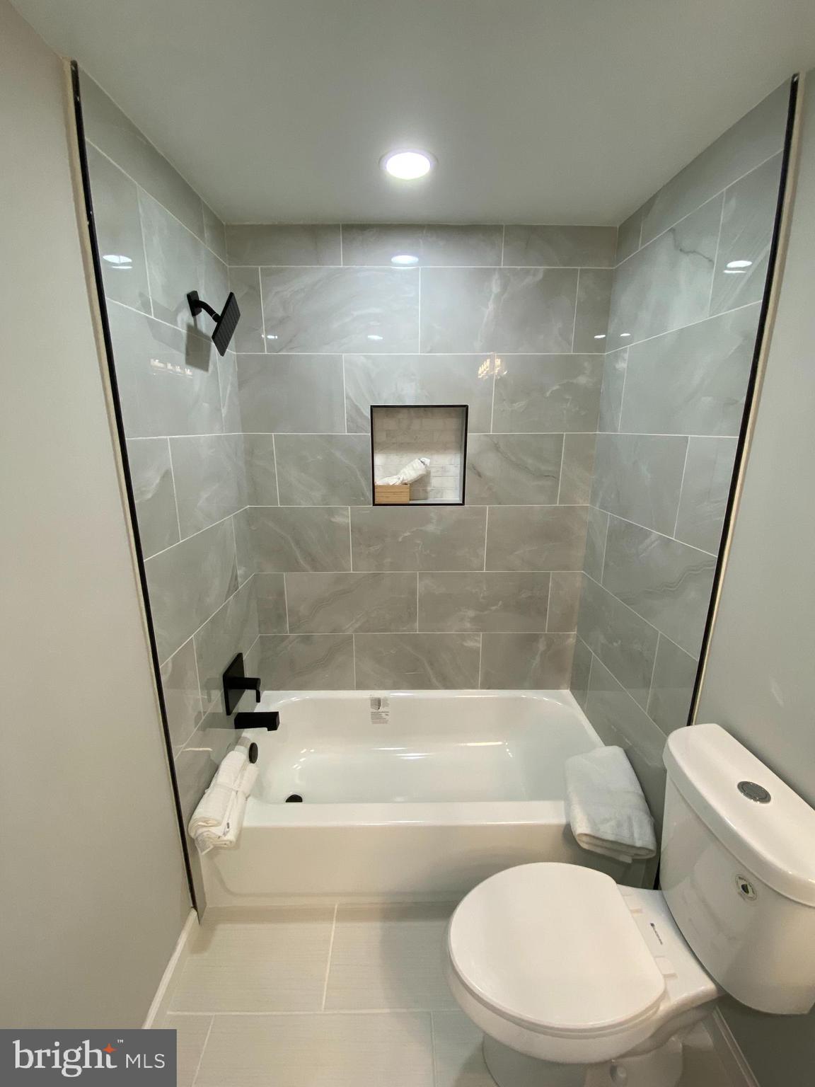 QUAIL VALLEY - Residential