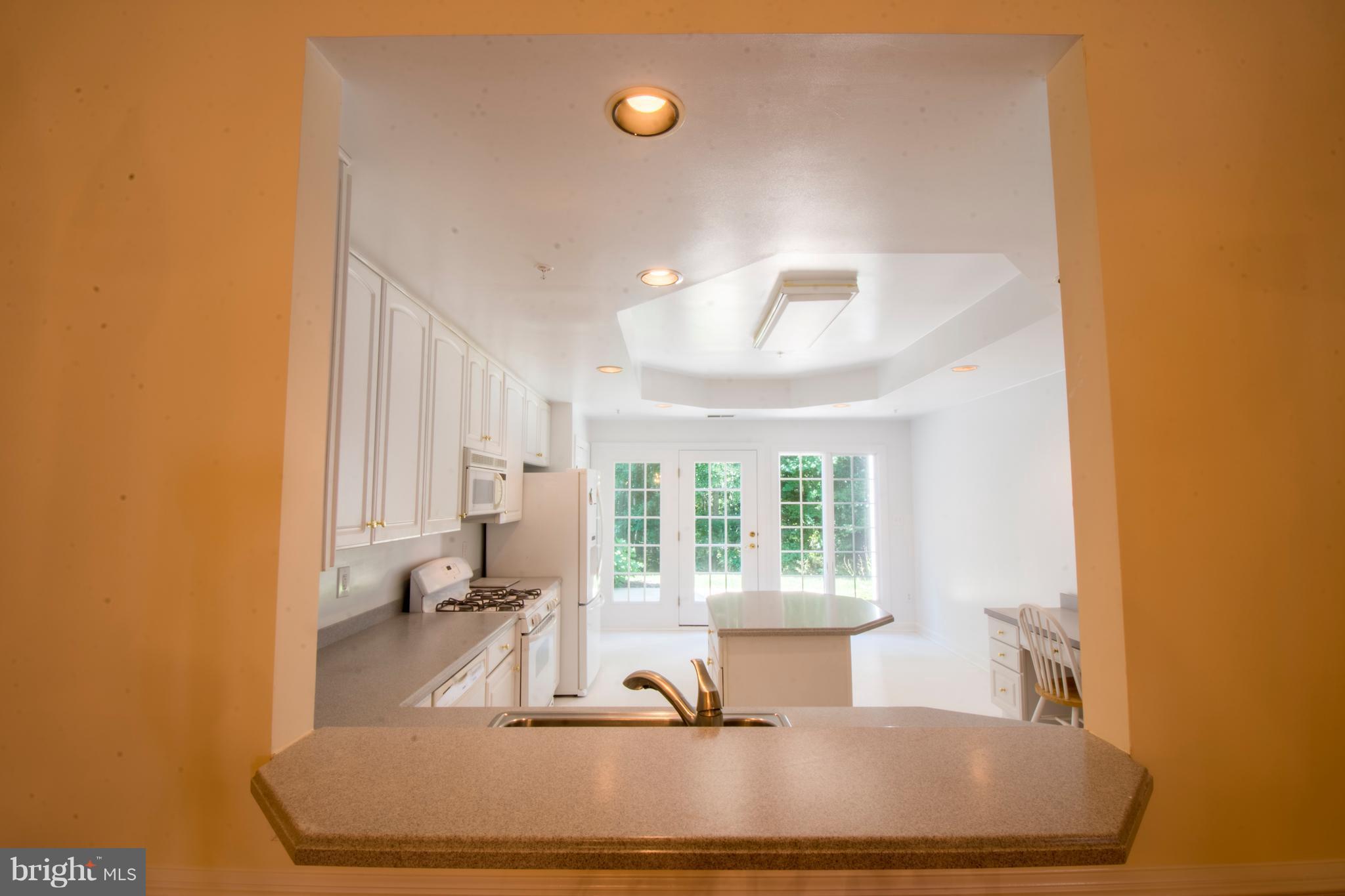 SOUTH RIVER COLONY - Residential