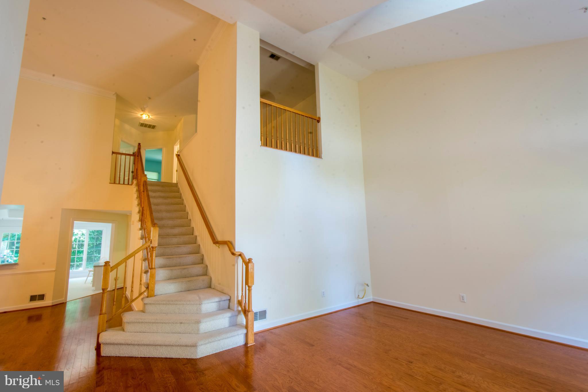 SOUTH RIVER COLONY - Residential