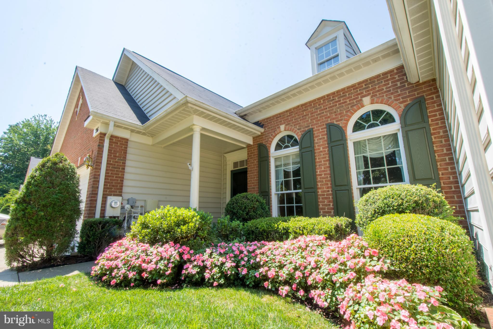 SOUTH RIVER COLONY - Residential