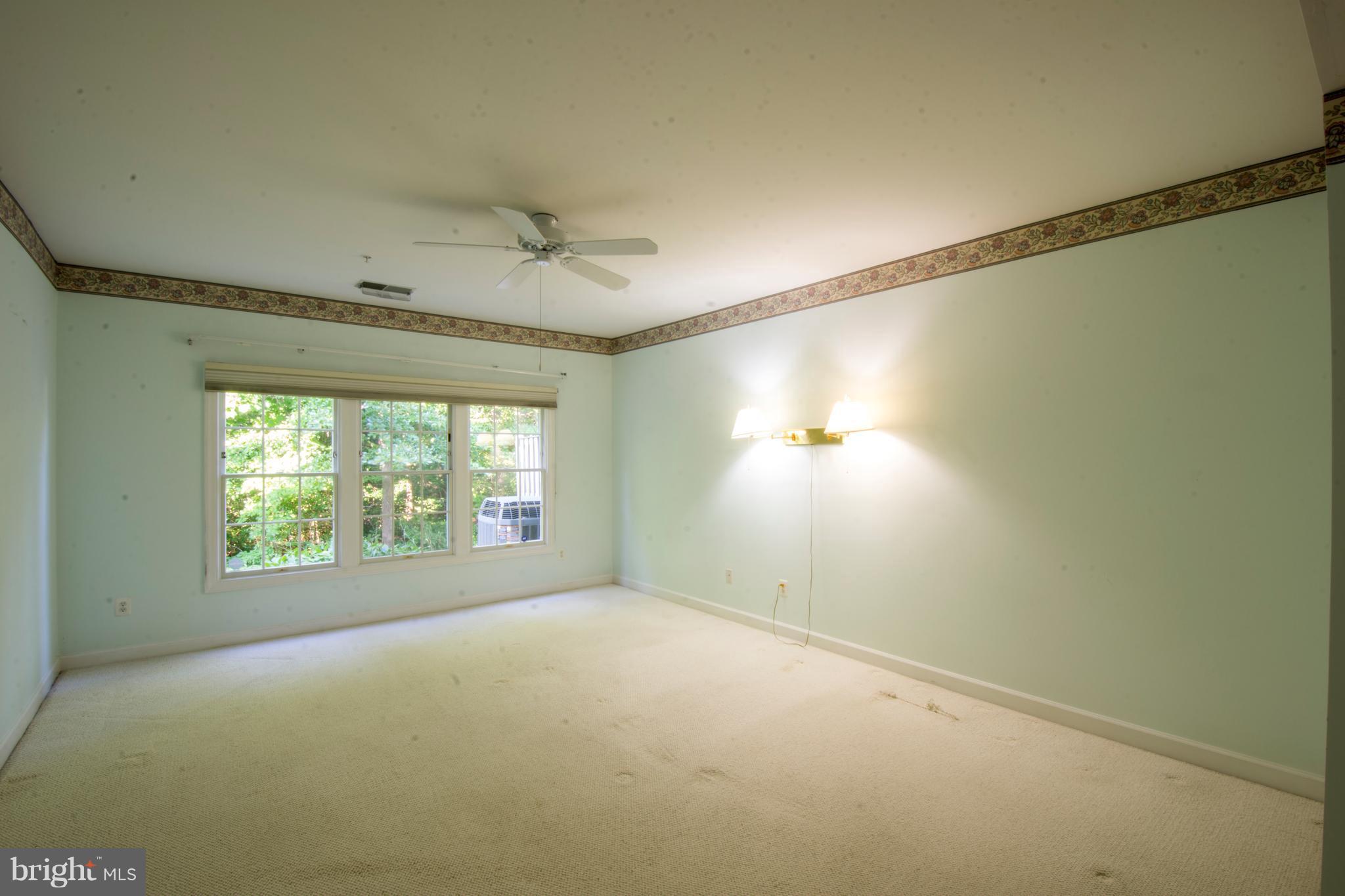 SOUTH RIVER COLONY - Residential