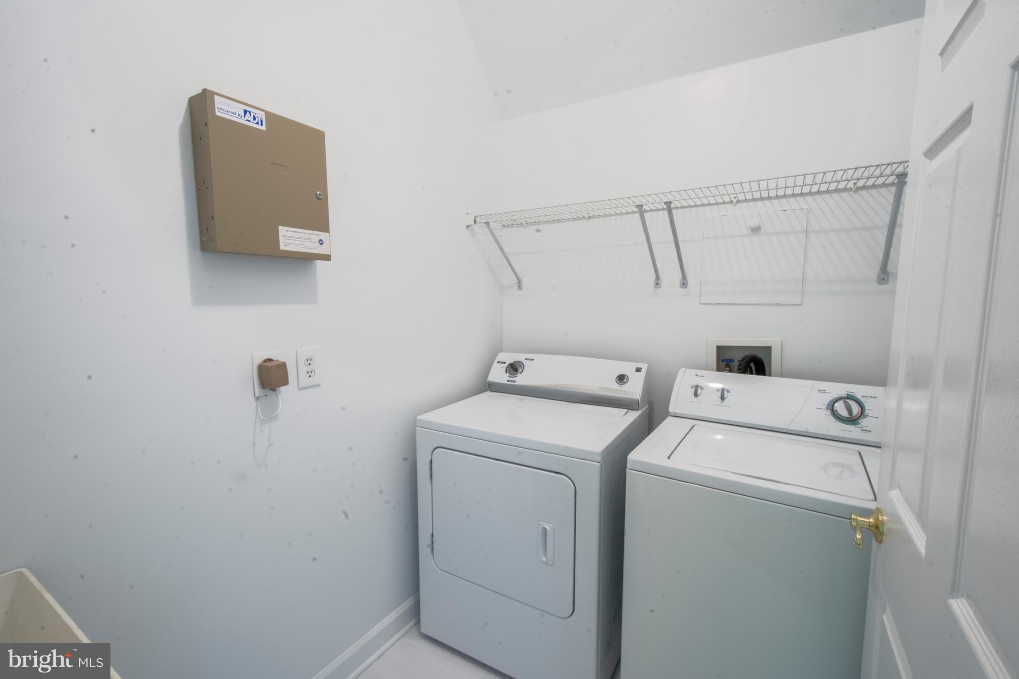 SOUTH RIVER COLONY - Residential