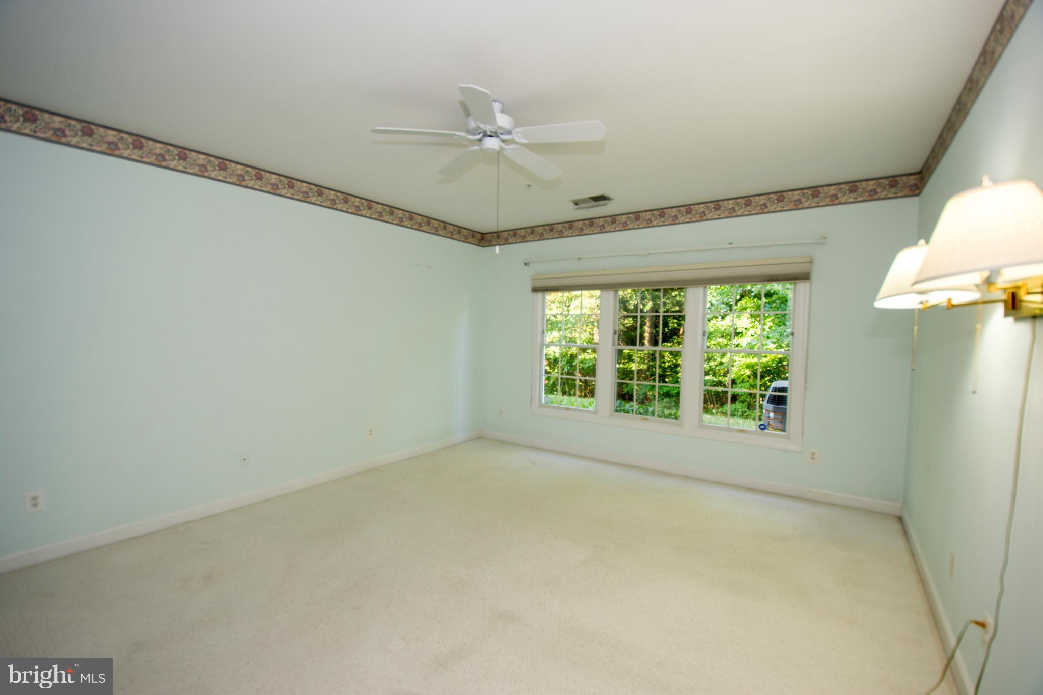 SOUTH RIVER COLONY - Residential