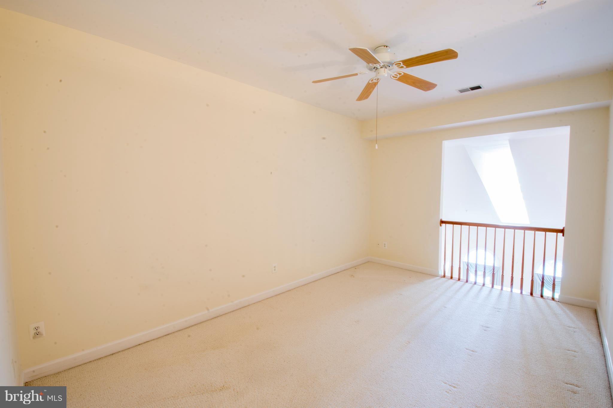 SOUTH RIVER COLONY - Residential