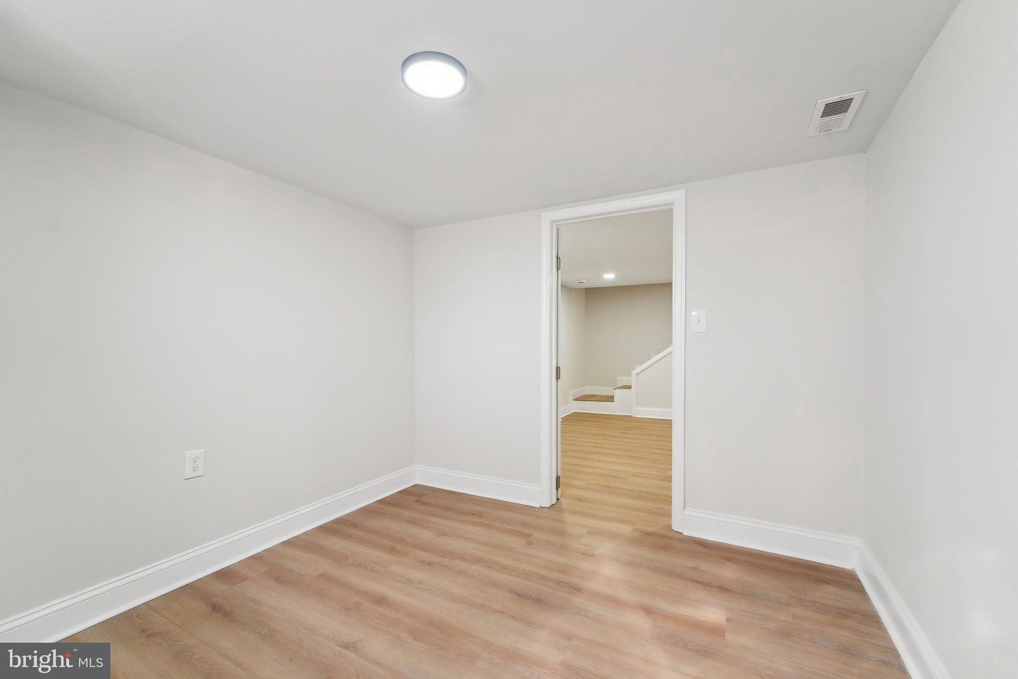 PARKVILLE - Residential