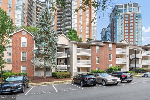1517 LINCOLN WAY 204A MCLEAN VA 22102
