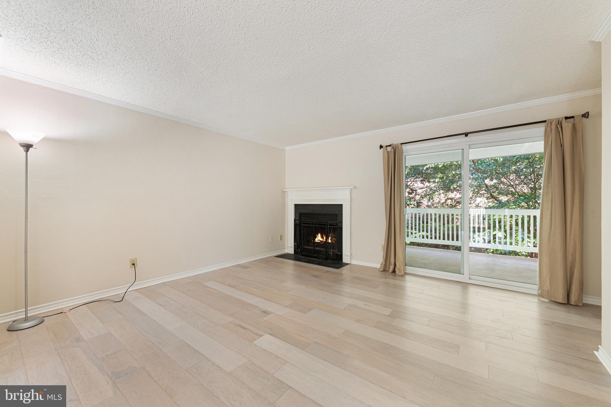 1517 LINCOLN WAY 204A