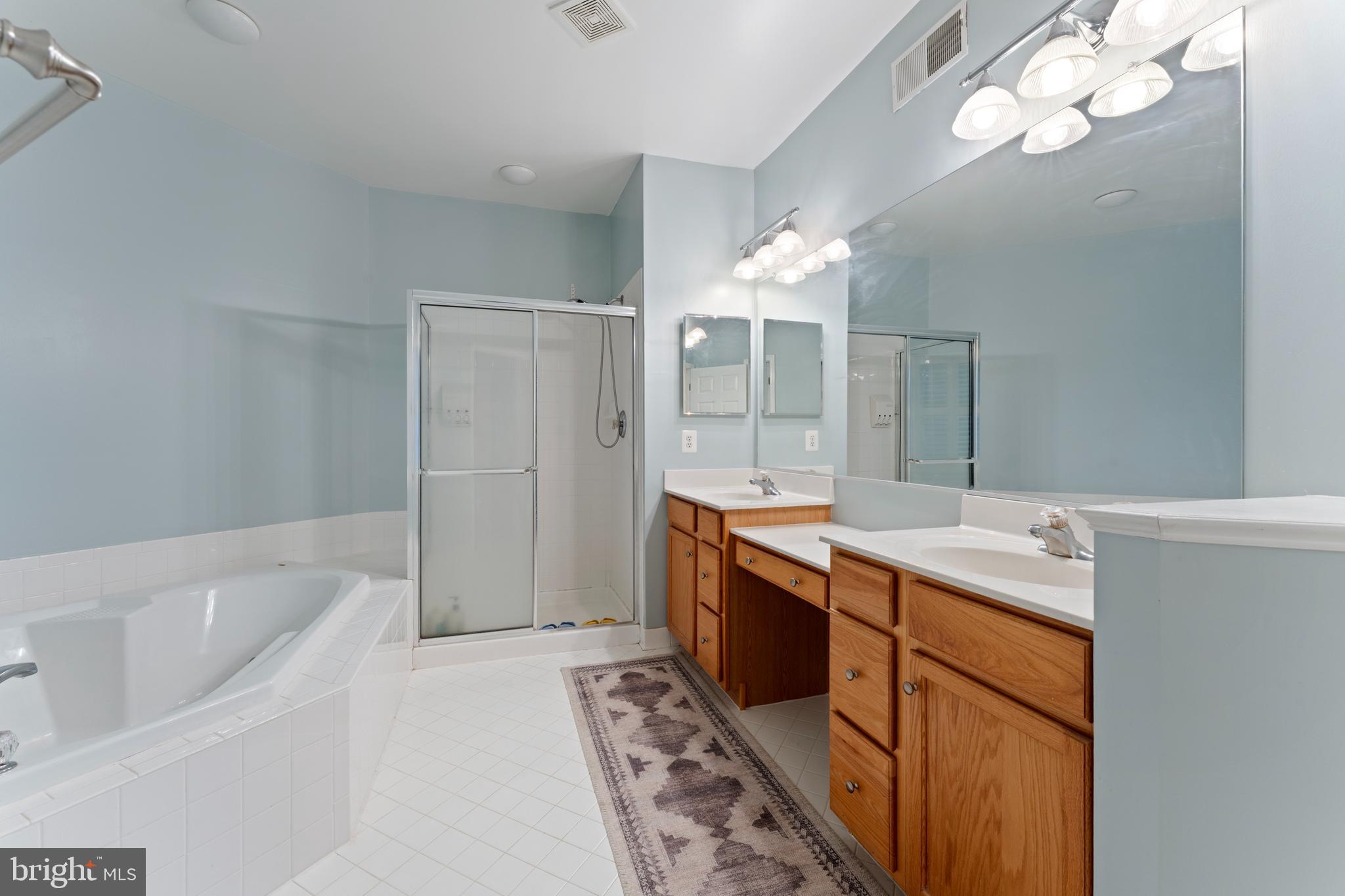 SULLY MANOR - Residential