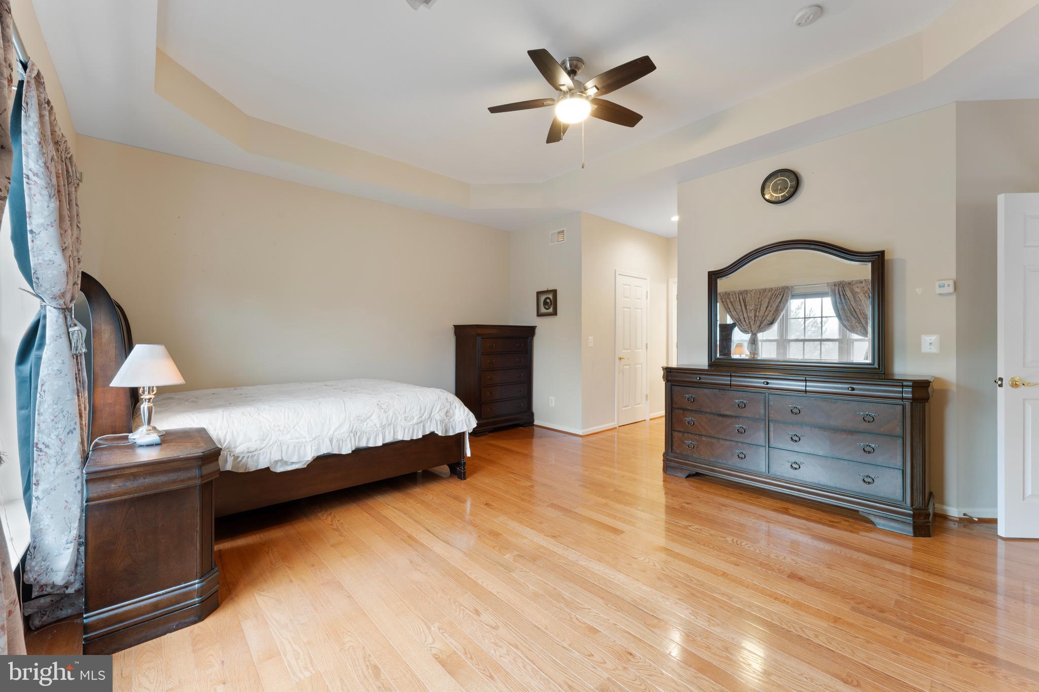 SULLY MANOR - Residential