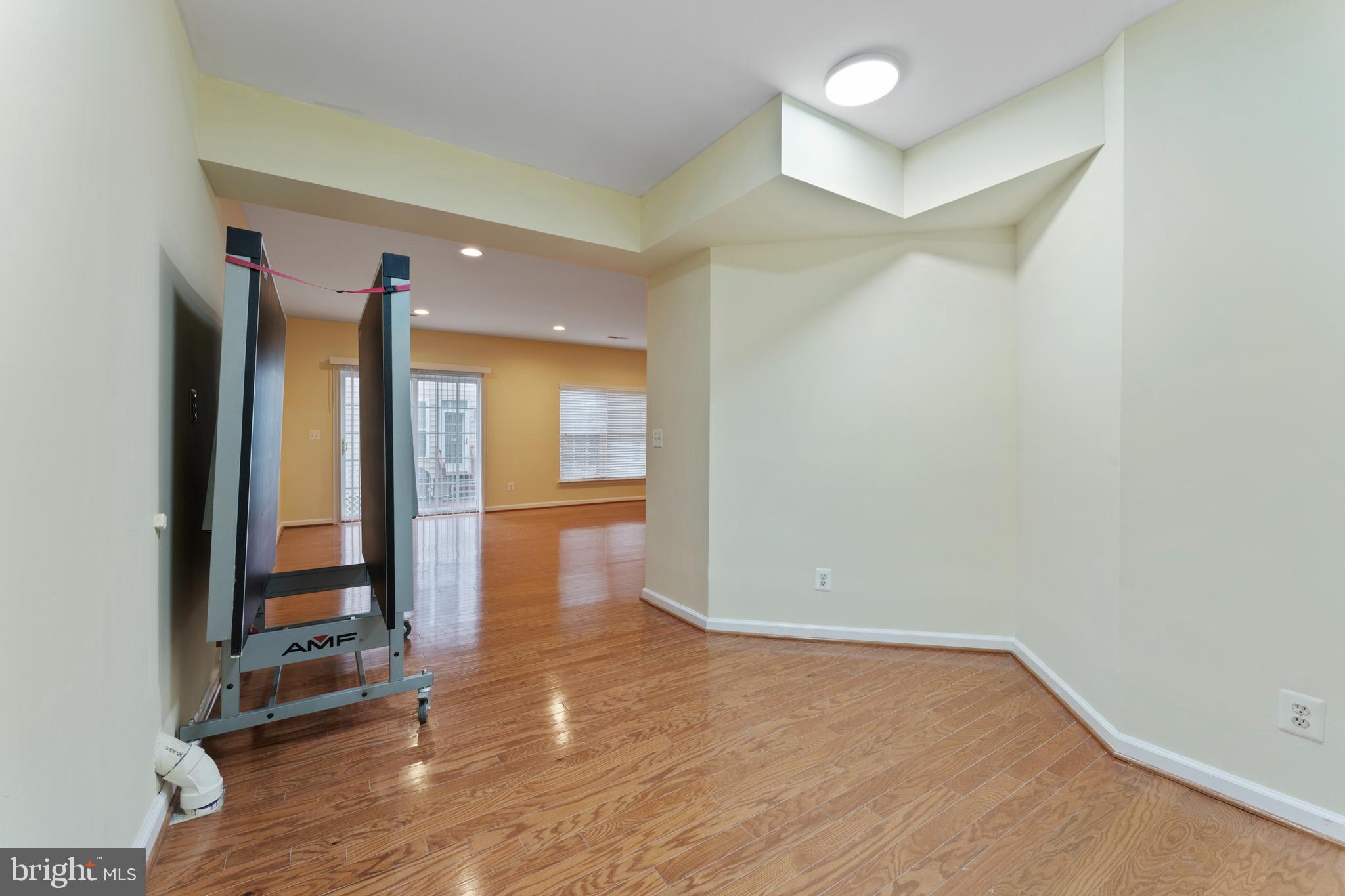 SULLY MANOR - Residential