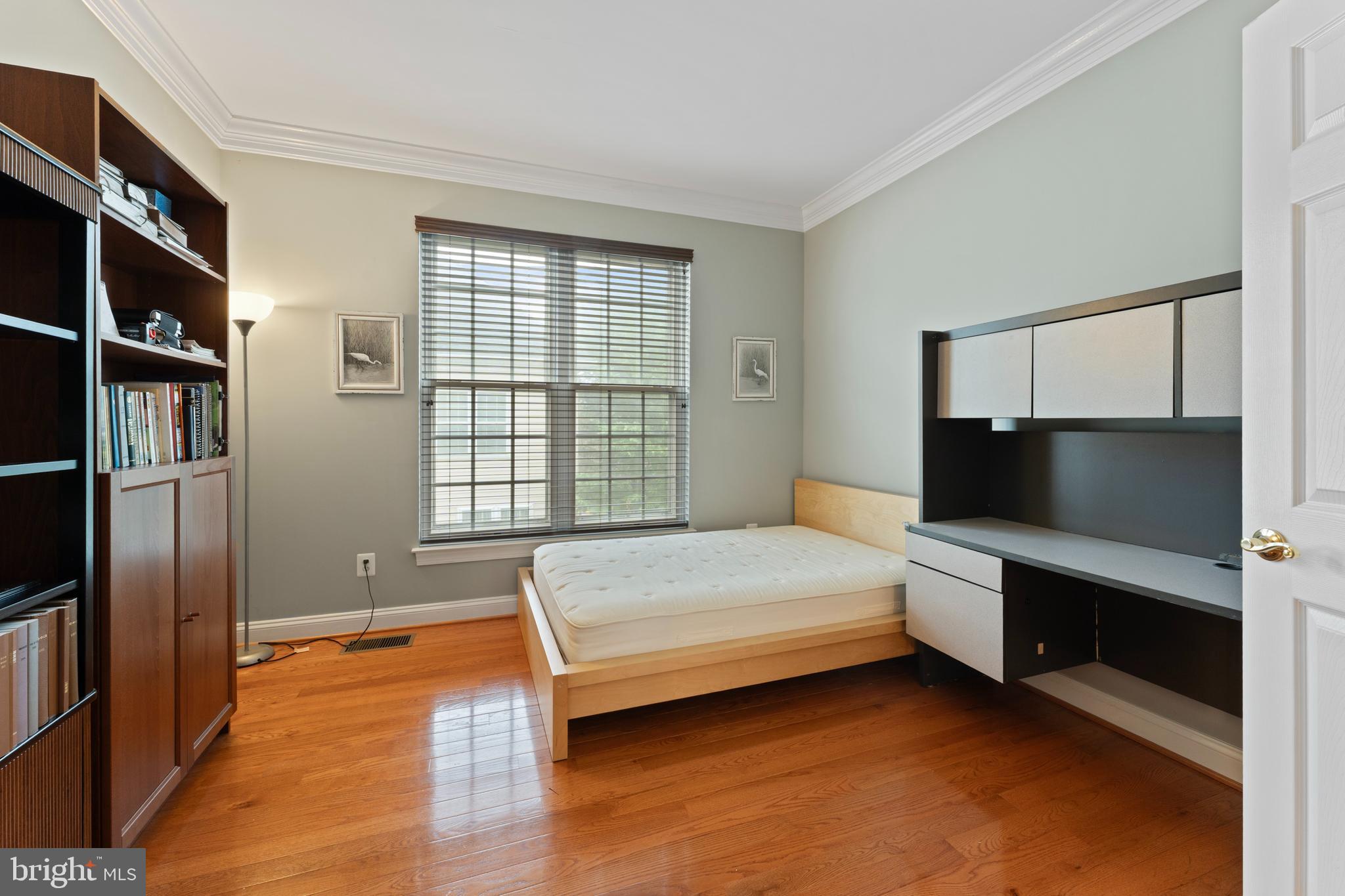 SULLY MANOR - Residential