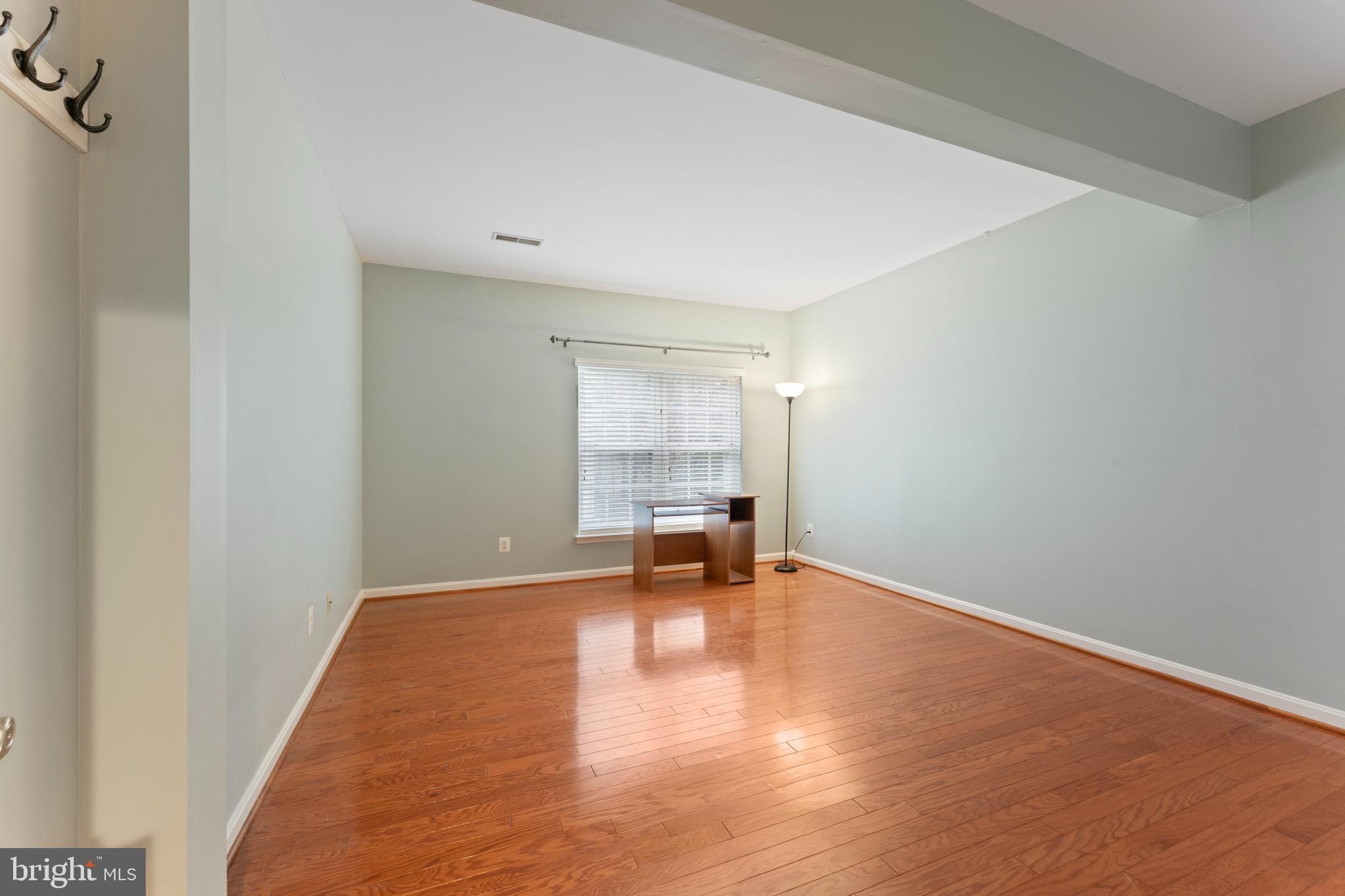 SULLY MANOR - Residential