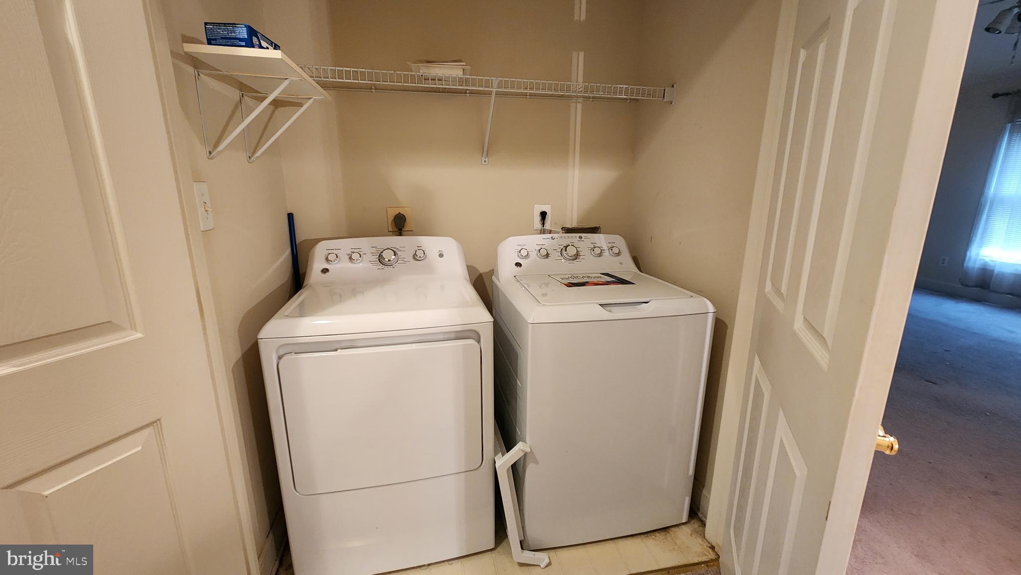 STONEGATE - Residential Lease