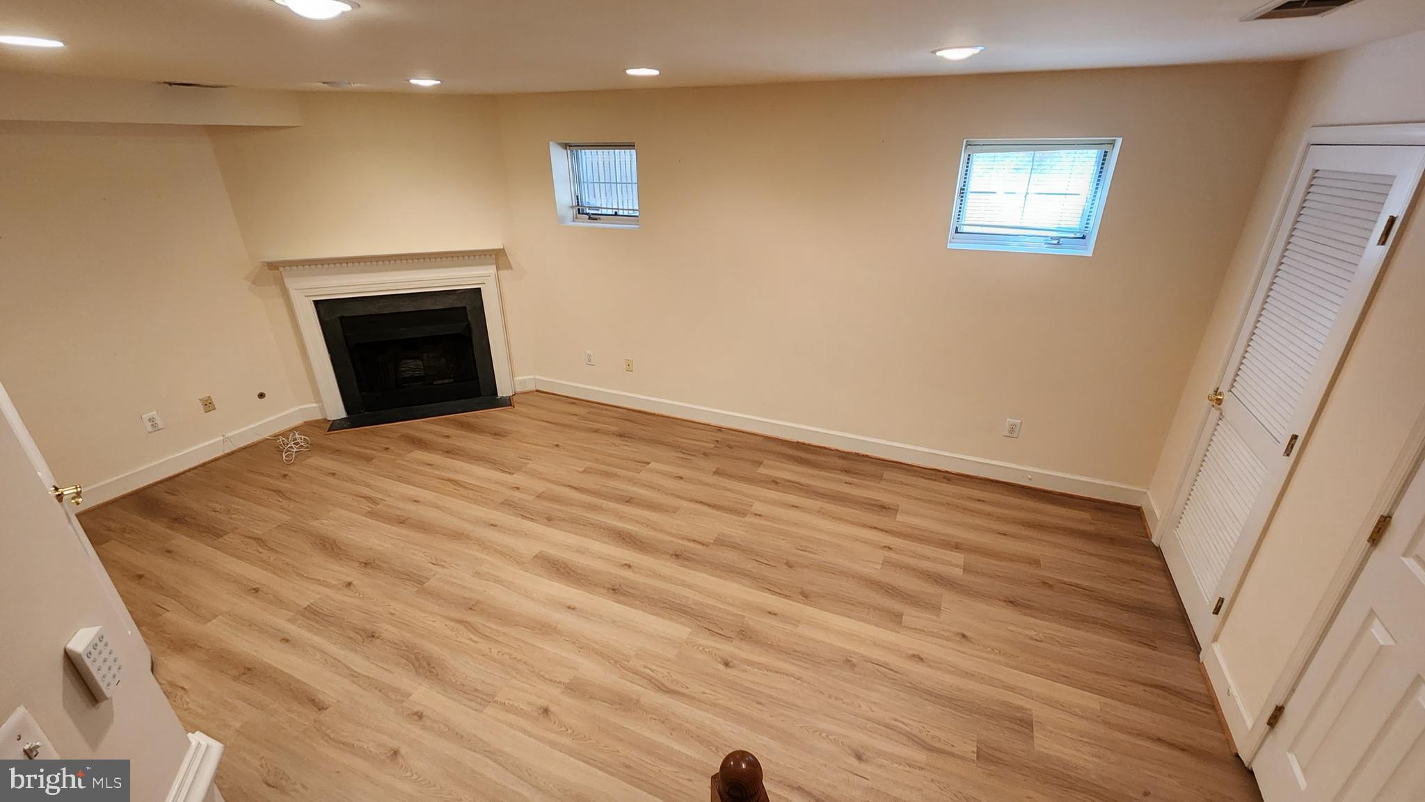 STONEGATE - Residential Lease