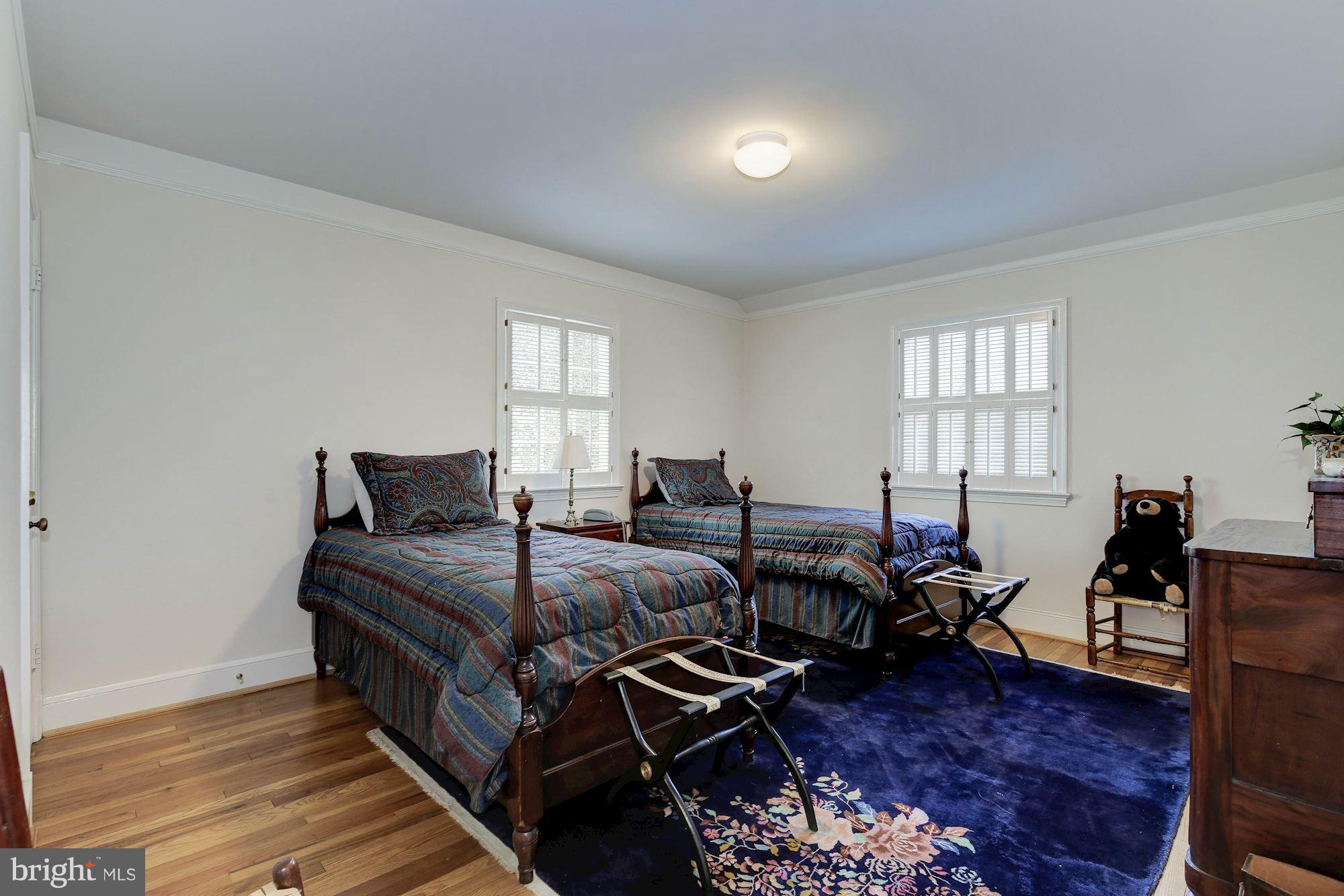 WESTMORELAND HILLS - Residential